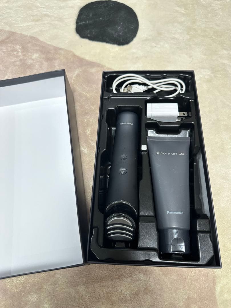 新品 Panasonic VITALIFT 美顔器 セット lifeluck_eh-sr85