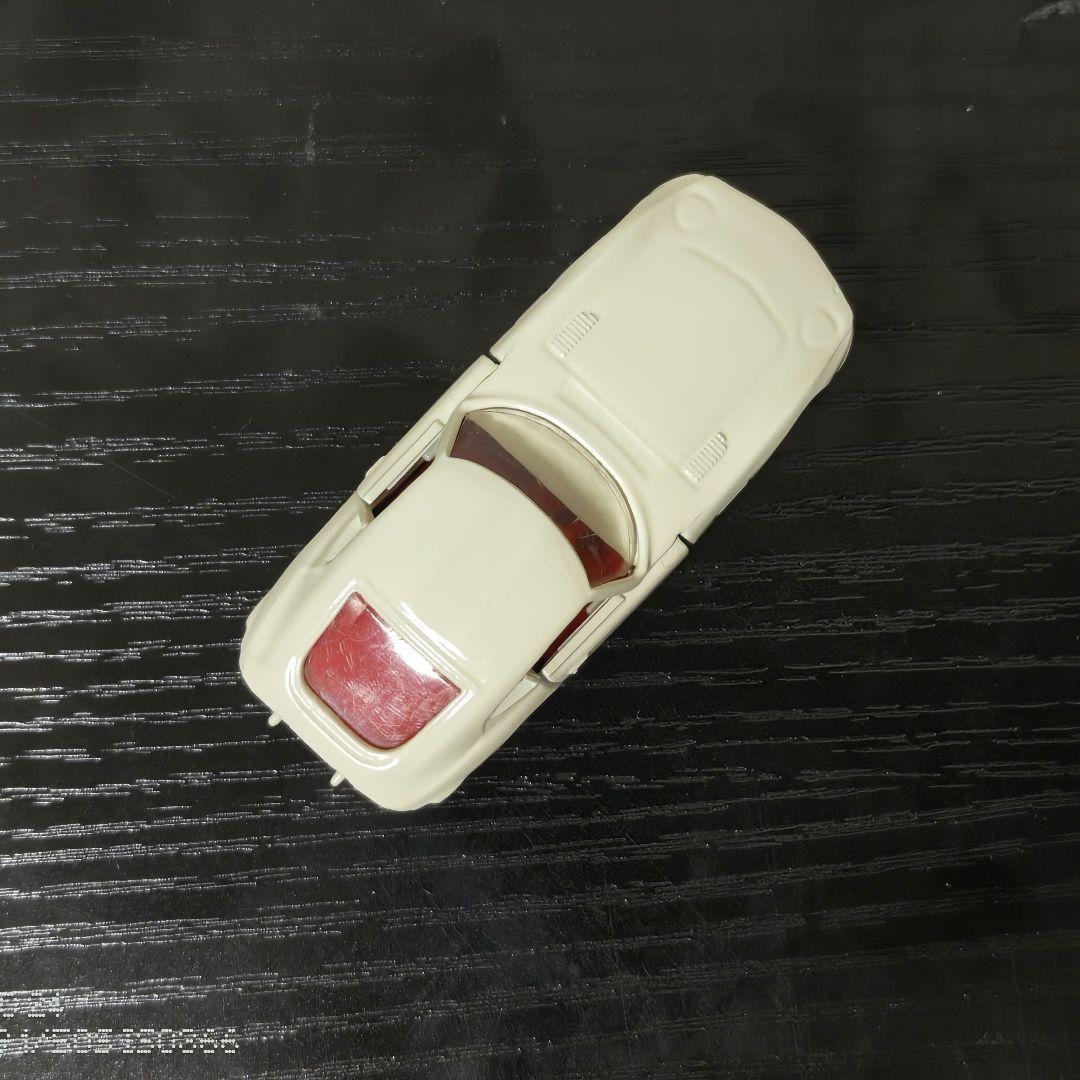 TOMICA トミカ トヨタ2000GT 白色 1Aホイール 箱付き - メルカリ