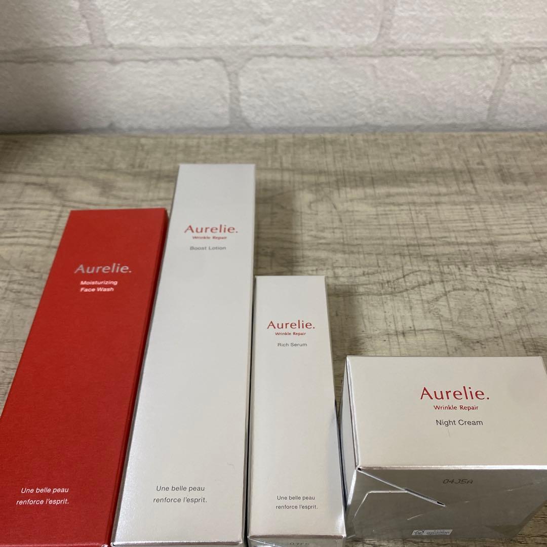 Aurelie.洗顔、化粧水、美容液、ナイトクリーム Aurelie(オレリー) 化粧水 美容液 ナイトクリーム 3点＋マスク2枚