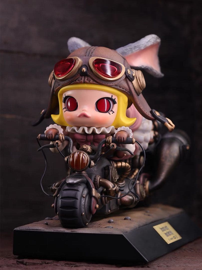 デザイナーズトイ鎌田光司Molly2.0バニーガールの機関車トレトイフィギュア