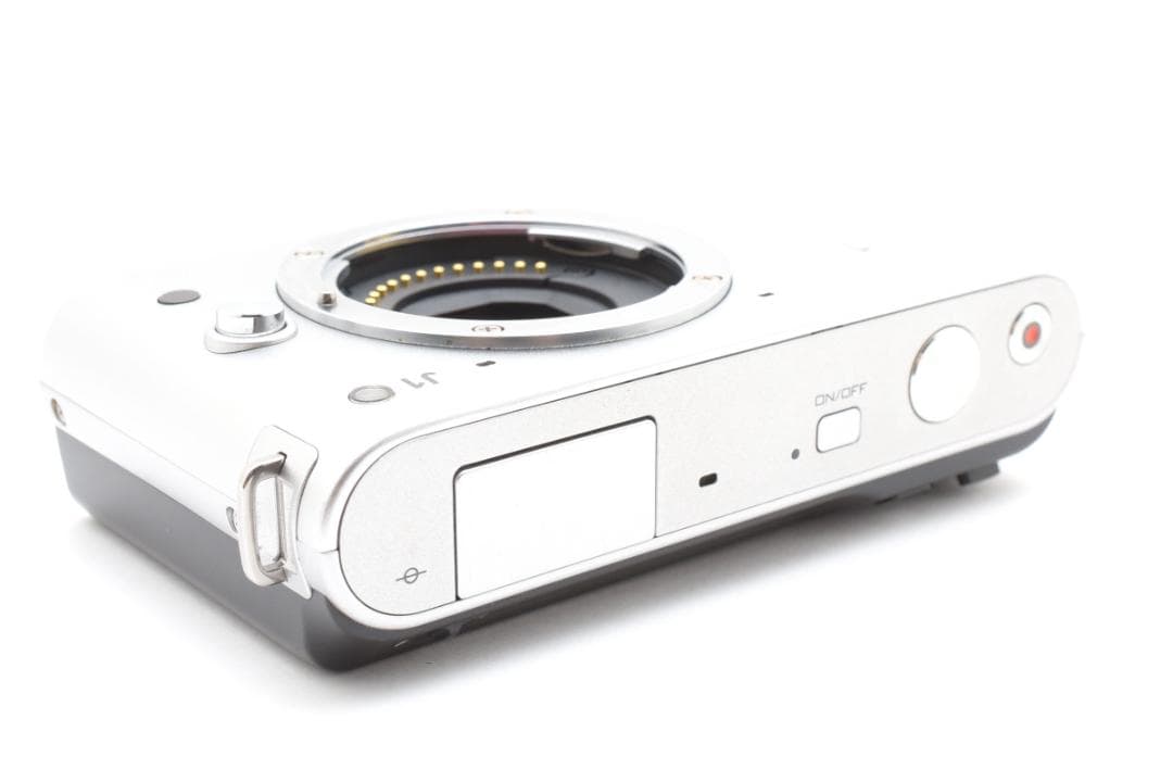 ニコン 1 J1 ミラーレスデジタルカメラボディ シルバー Nikon - メルカリ