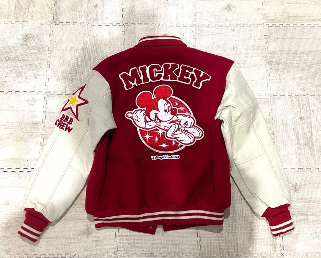 【非売品】【希少】ディズニーランド・パリ30周年記念のバーシティジャケット 非売品】【希少】ディズニーランド・パリ30周年記念のバーシティジャケット