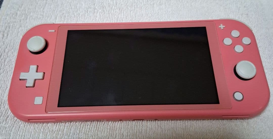 両方のスティックに難あり』任天堂Switch Lite コーラル 本体 任天堂 Nintendo Switch Lite [コーラル] 価格比較 - 価格.com