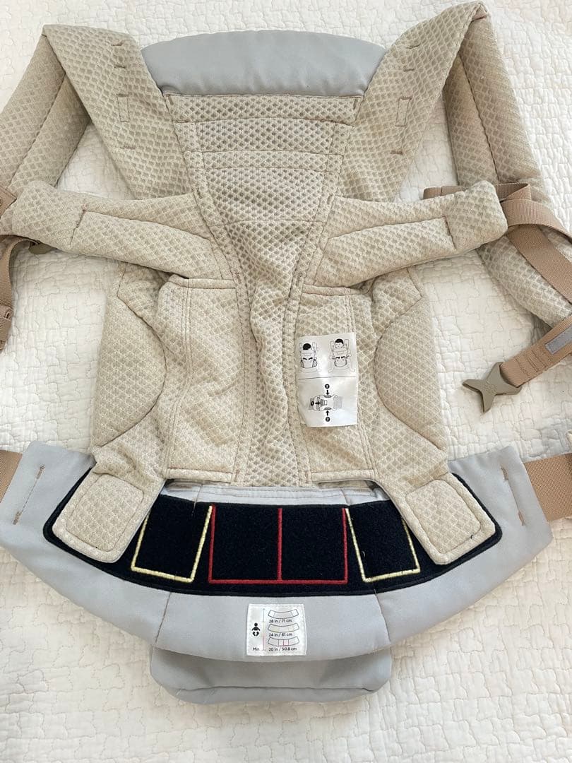 サンドベージュ】エルゴ オムニブリーズ 抱っこ紐