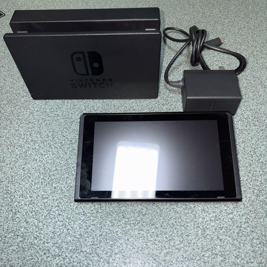 Nintendo Switch 本体+ 充電器 +ドック 任天堂純正品】ドック本体のみ Nintendo Switch ドック 単品 ※HDMI