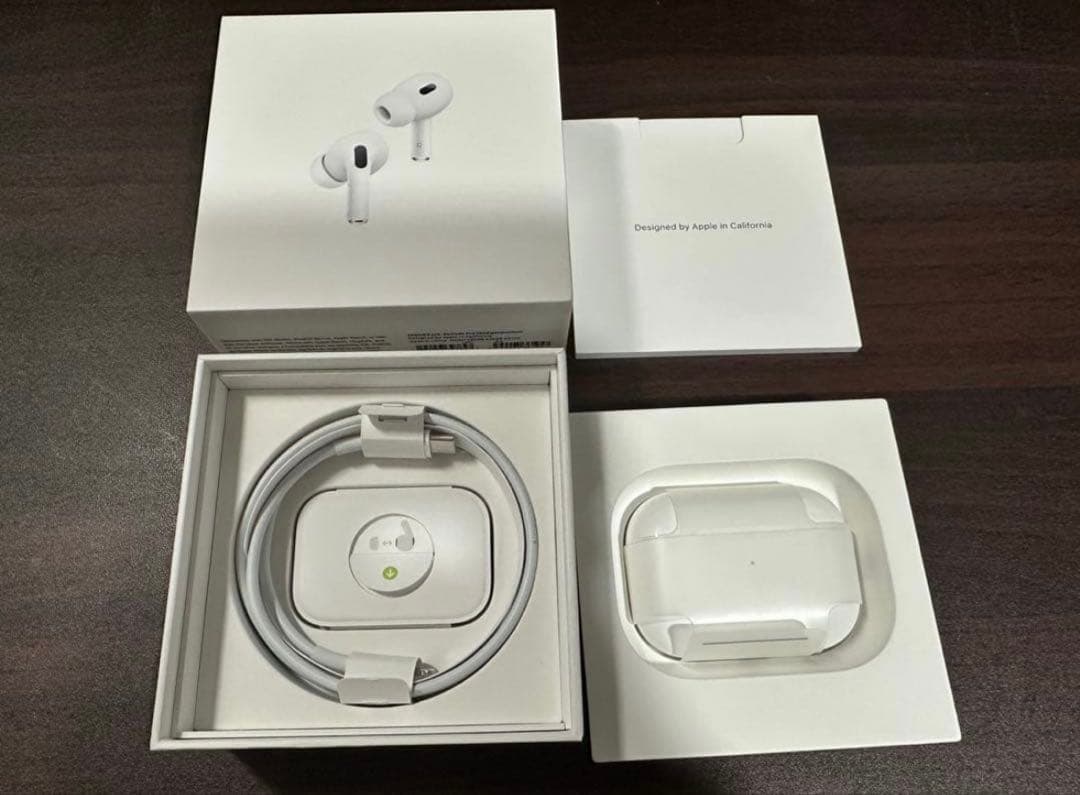 AirPods Pro2 、未使用純正ケーブル付き Amazon.co.jp: Airpods pro 2 充電器、USB タイプc ケーブル対応