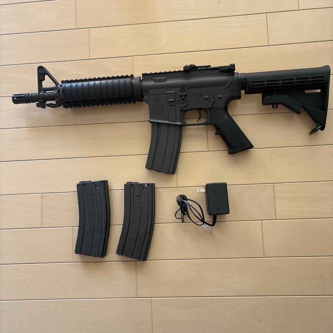 東京マルイ M4A1 CARBINE 電動ガン マガジン2本 充電器付 中古品 東京マルイ M4A1 CARBINE 電動ガン マガジン2本 充電器付 中古品 東京