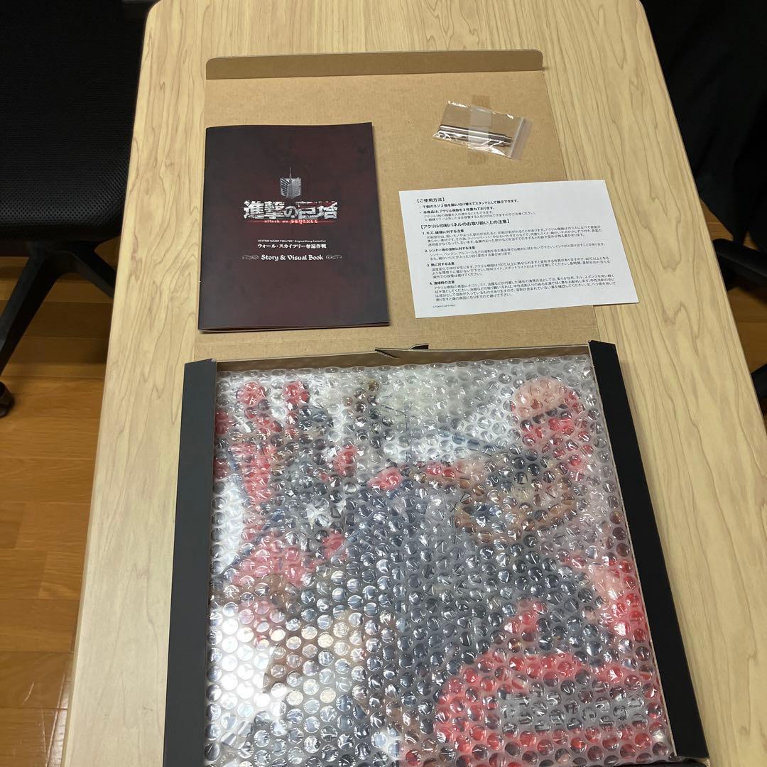 《新品》進撃の巨人（進撃の巨塔アクリル3枚重ねミラータイプパネル）