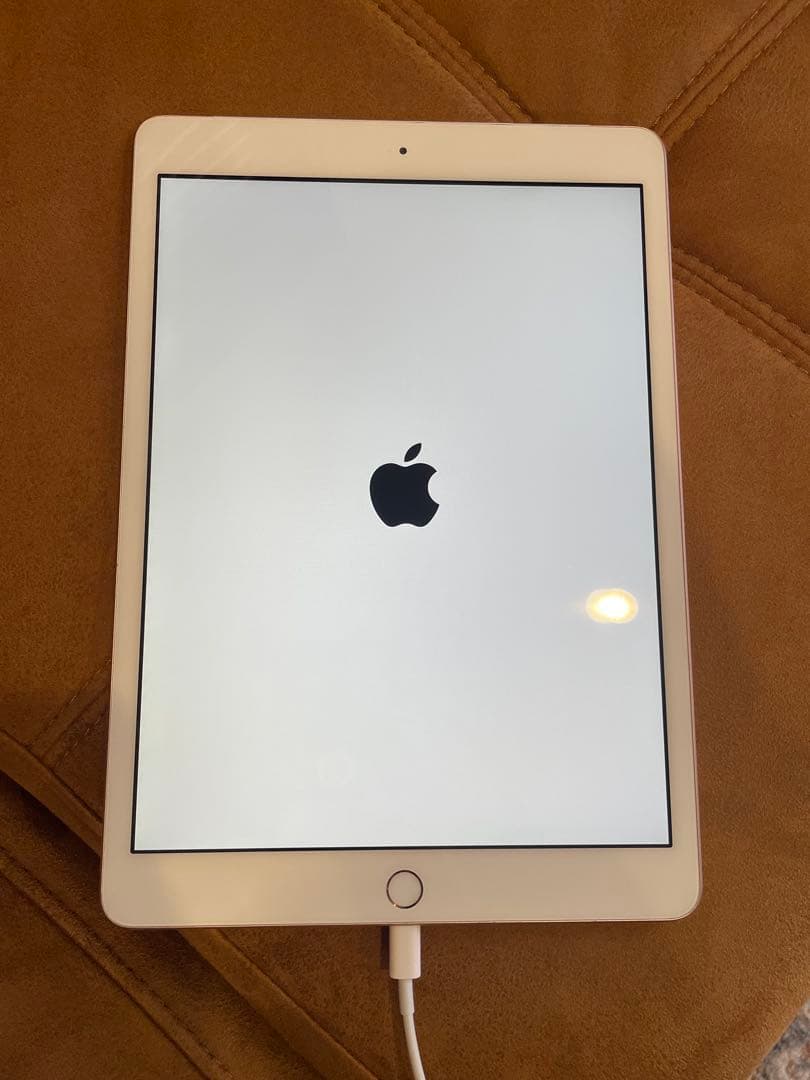 iPad A2198 第7世代 32GB Apple iPad 7th Gen 32GB Wi-Fi, 10.2 inch, A10 Fusion, Space Gray