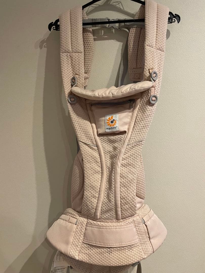 エルゴ　オムニブリーズ　抱っこ紐 ピンククォーツ OMNI Breeze / ピンククォーツ | エルゴベビー オンラインストア