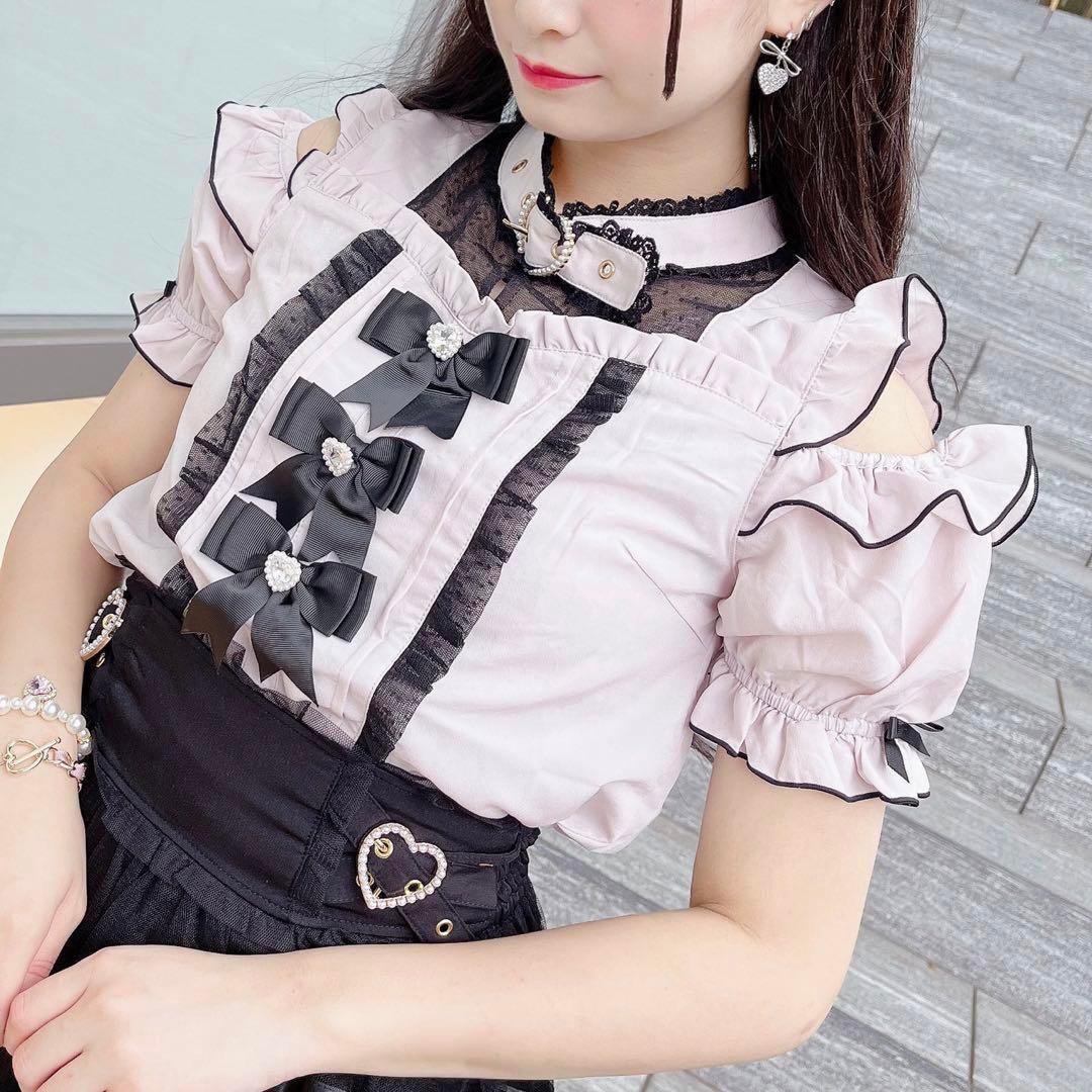 LIZLISA (リズリサ)【3つリボンハートチョーカーブラウス/黒×ピンク