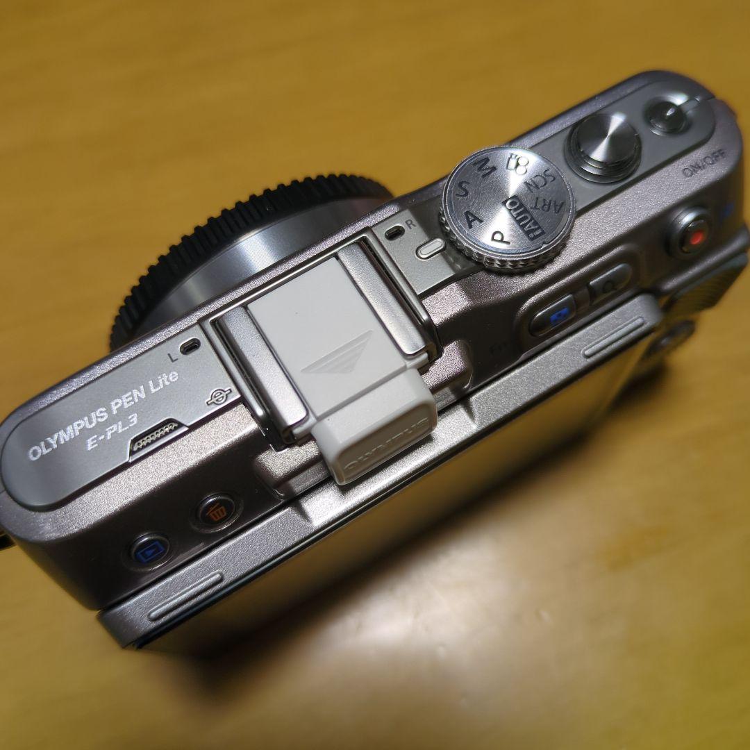 週末値下げ【シャッター回数4781回 手振れ補正故障無し】オリンパス E-PL3