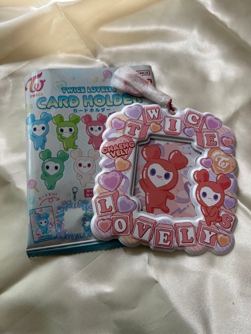 TWICE カードホルダー チェンブリー チェヨン - メルカリ