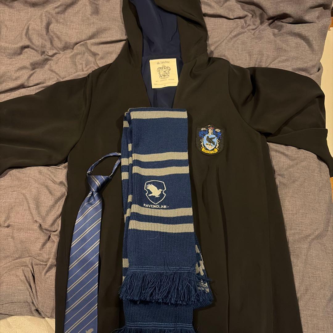 公式ショップ購入品　レイブンクロー ローブ Mサイズ ネクタイ・マフラーセット 公式ショップ購入品 レイブンクロー ローブ Mサイズ ネクタイ