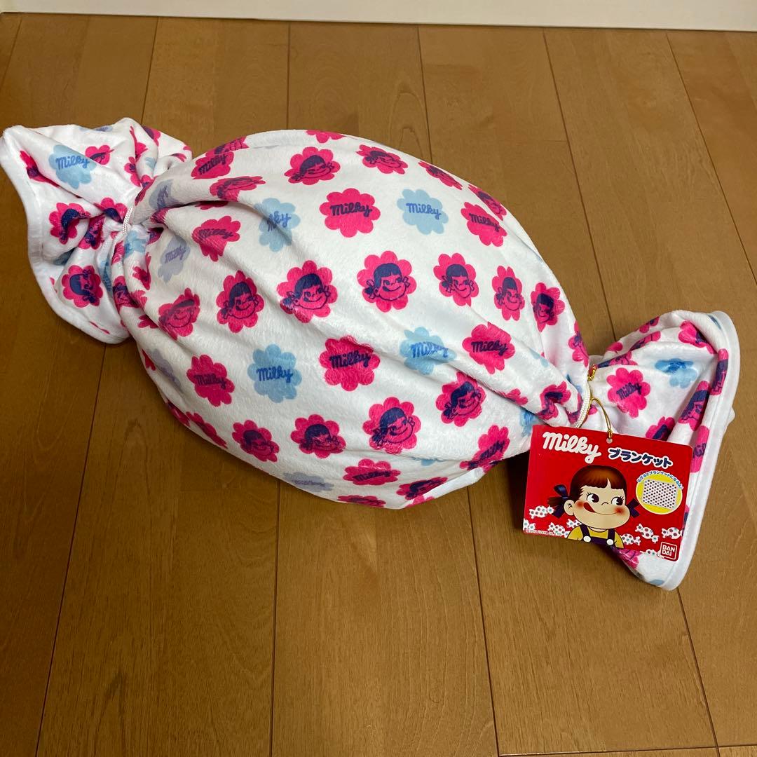 ☆激レア、廃盤☆不二家 ミルキー ペコちゃん ブランケット クッション