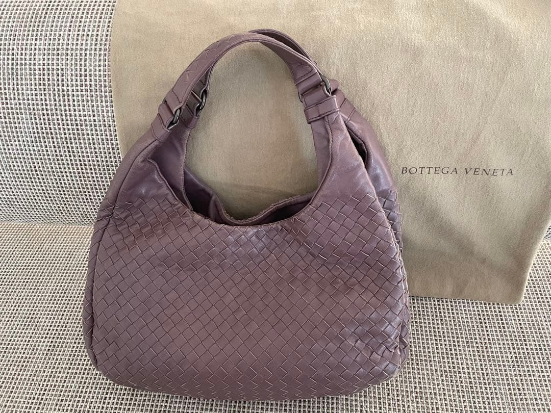 ブランドバッグ　ボッテガヴェネタ イントレチャート バッグ　ホーボー カンパーナ ボッテガヴェネタ カンパーナ ホーボー ショルダー バッグ イントレ