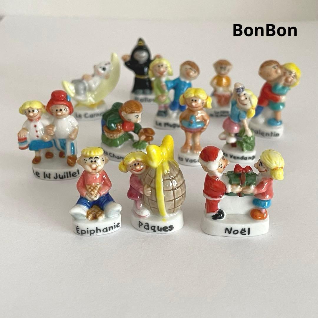 子供達の12ヶ月　フェーブ　ヴィンテージ　フランス　陶器　ミニチュア　置物 ニワトリを追いかけるキツネのフェーブ フェーヴ 陶器置物 ミニチュア