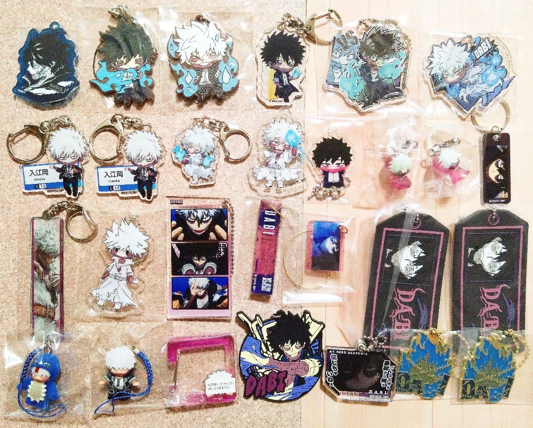Ｗ*谷様 僕のヒーローアカデミア　荼毘　キーホルダー　ストラップ　カラビナ　27 公式オンラインストア僕のヒーローアカデミア たすっこ ゆらゆら