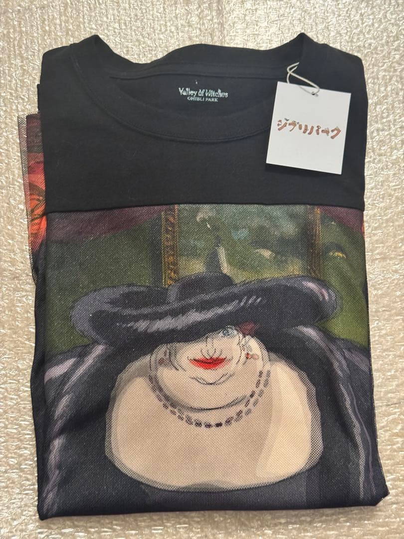 ジブリパーク限定】 ハウルの動く城 荒地の魔女 Tシャツ ショルダー