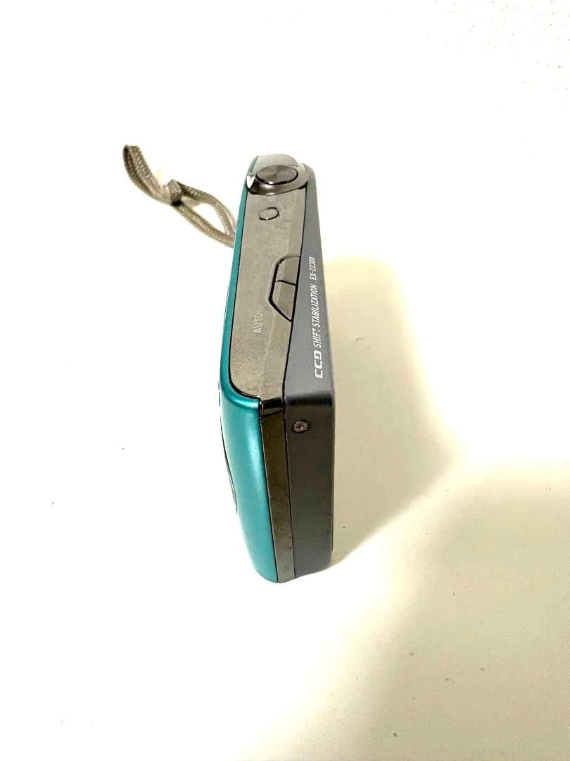 CASIO EXILIM EX-Z2300 デジカメ ブルー 良品 動作確認済 - メルカリ