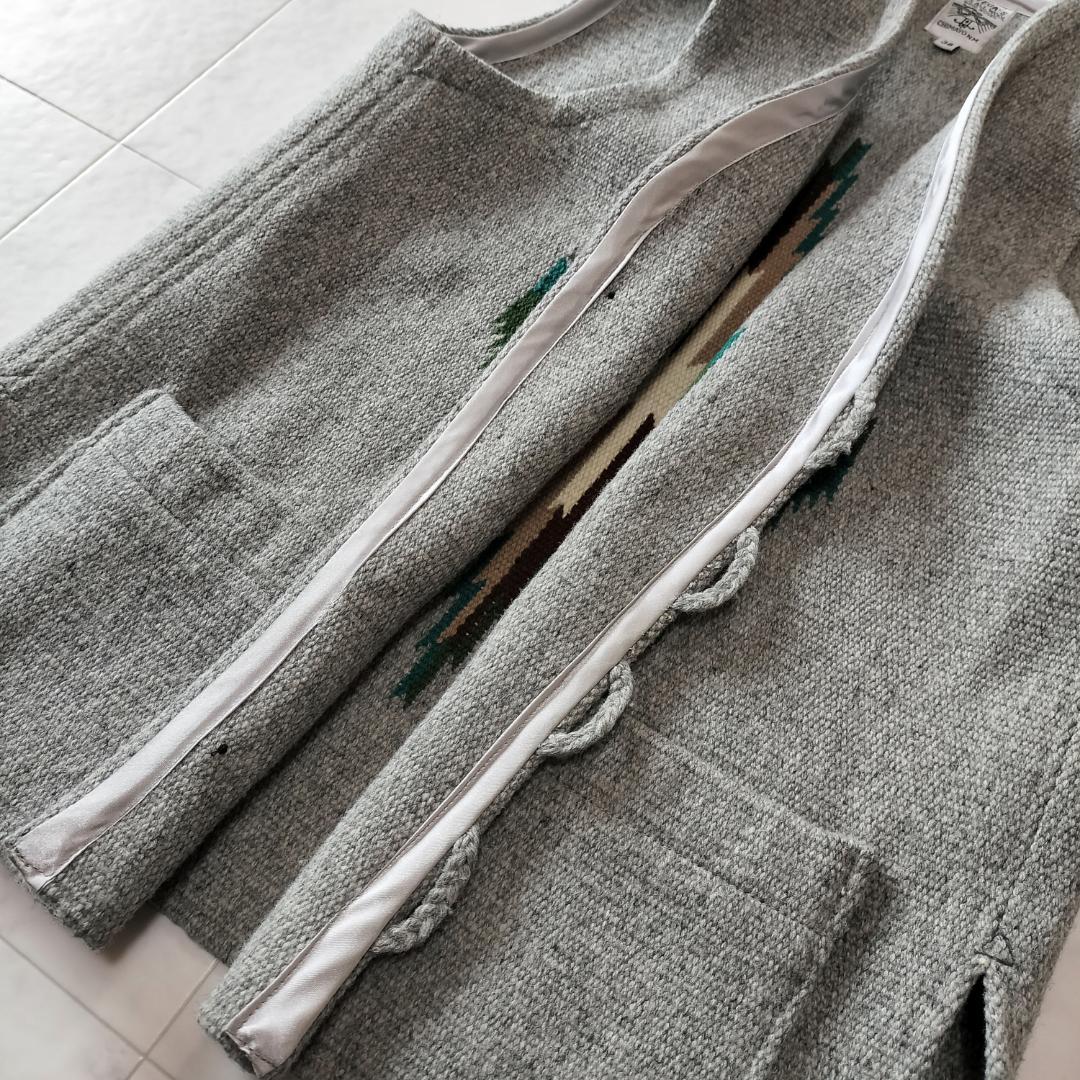 美品 オルテガ 人気カラーグレー 38 スクエアフロントチマヨベスト