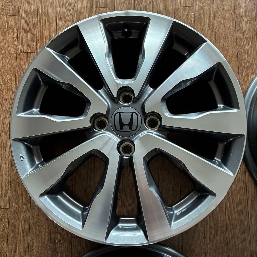 新車外し】フィットRS GE8 極上美品￼ 純正ホイール4本(送料込み