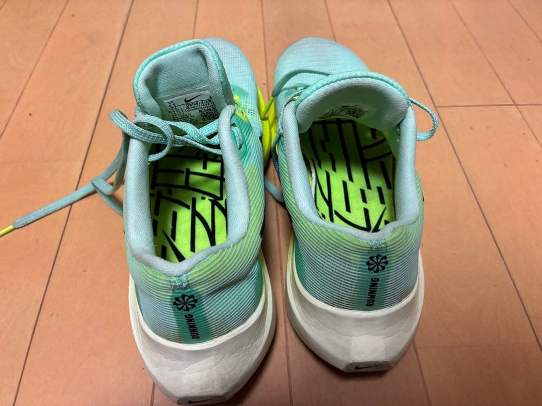 ナイキランニングシューズ3足 23.5cm αフライ2／ズームFLY5／ライバル