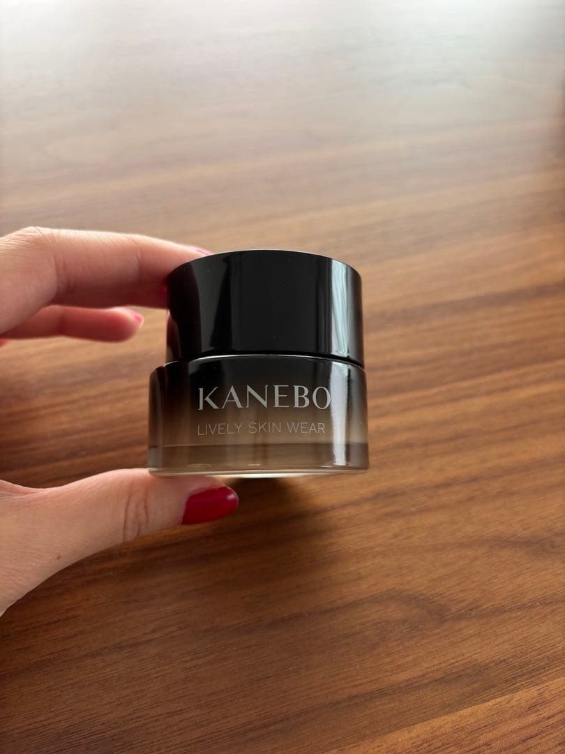 KANEBO カネボウ ライブリースキンウェアII 220