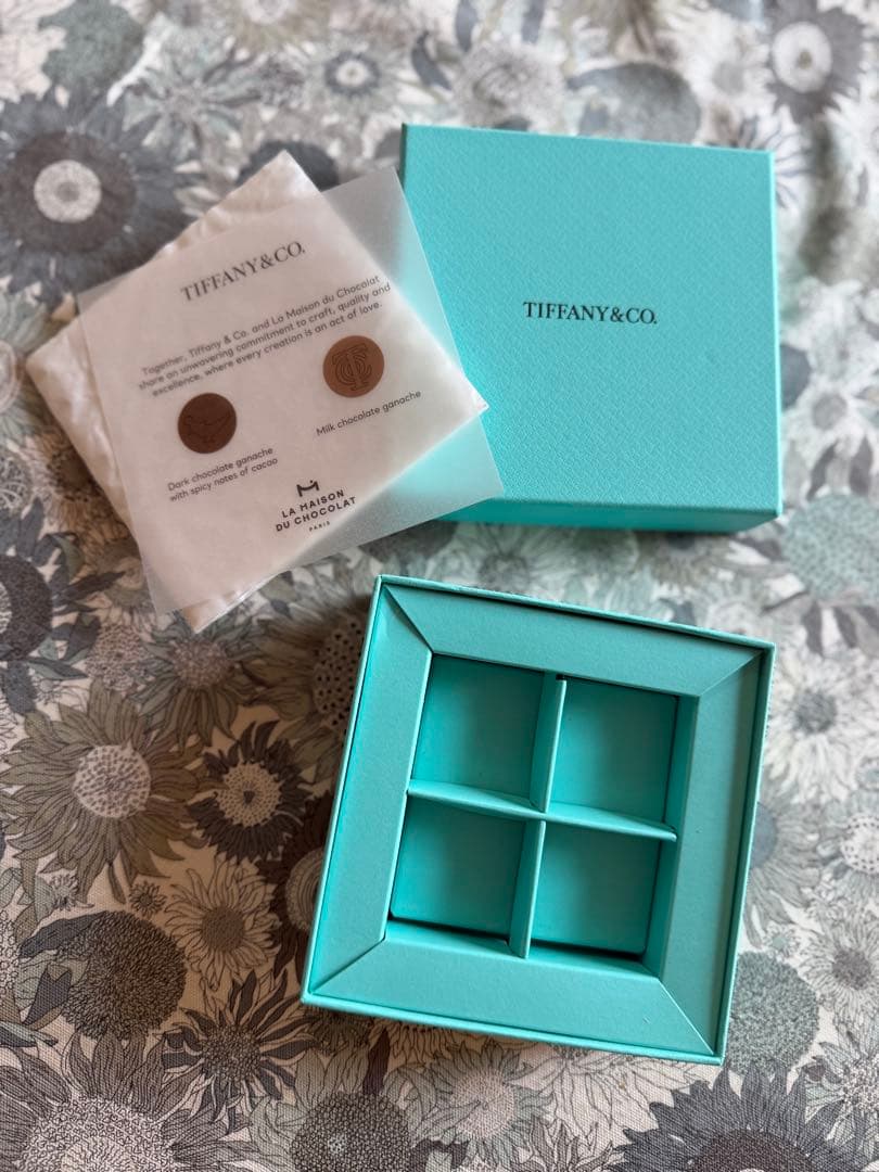 ティファニー Tiffany & Co. ショッパー 空箱 チャーム 巾着袋 - メルカリ
