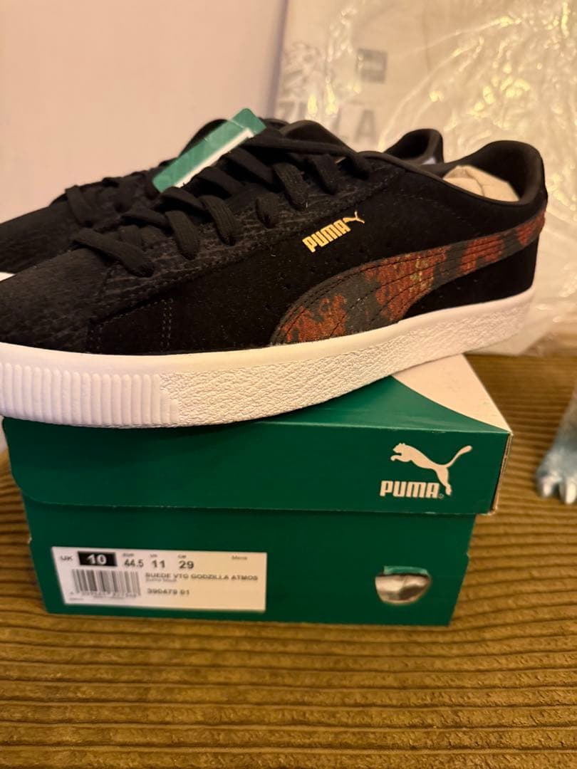 □新品未使用□ シークレットベース ゴジラ ソフビ PUMA スニーカー