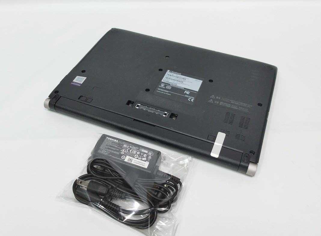 しお 13.3 R73/BN I3 8GB 256GB DVD