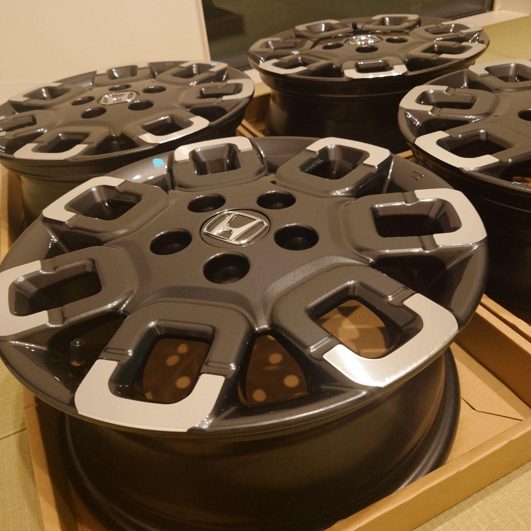 ホンダ 新型フリード クロスター 純正15インチ アルミホイール 4本