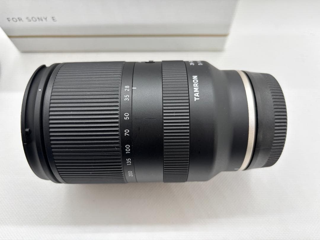 【数回のみ使用】TAMRON 28-200mm F/2.8-5.6 Di III