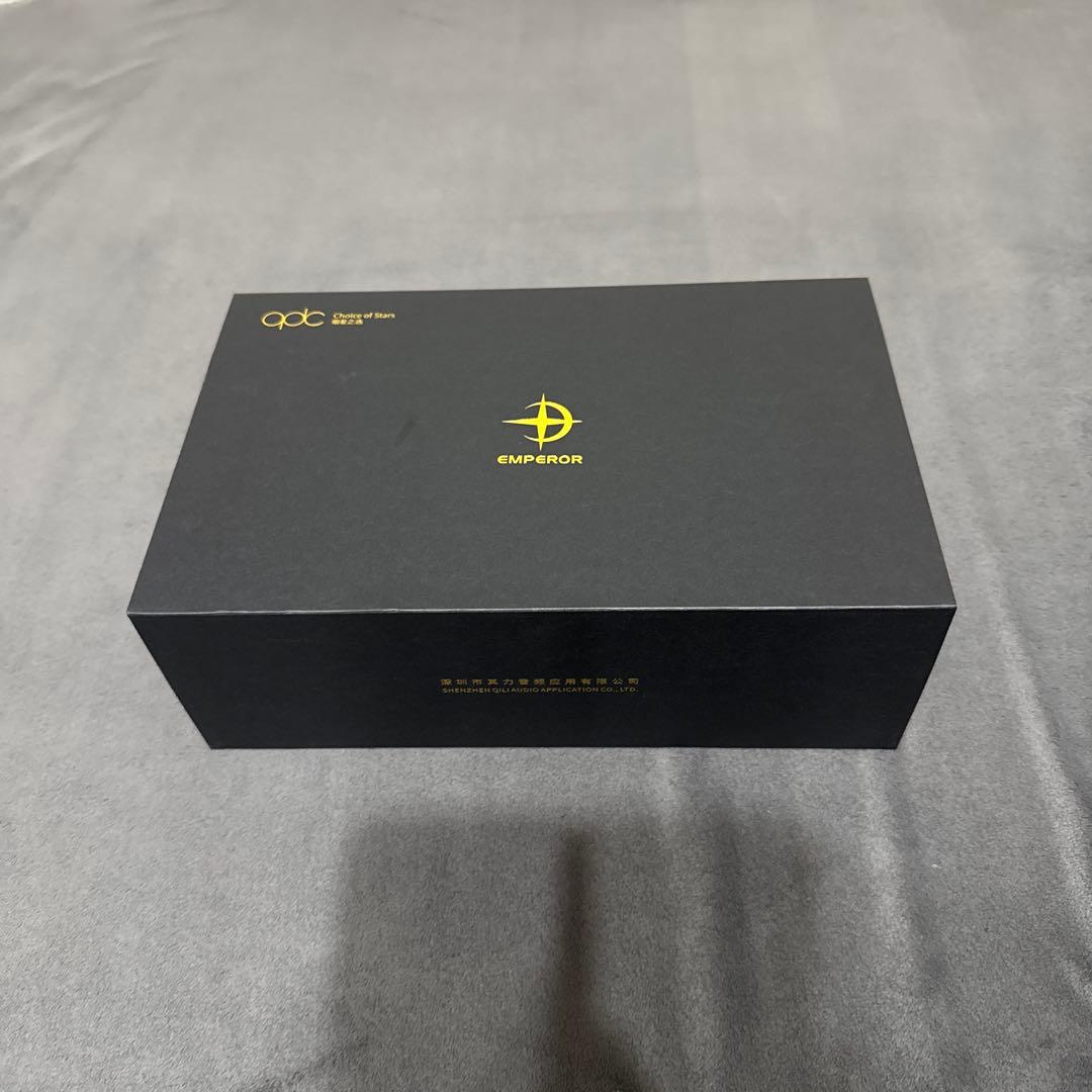 イヤホン qdc EMPEROR QDC-EMPEROR qdcの現到達点、“皇帝”の名を持つ別格イヤフォン「EMPEROR」がスゴイ