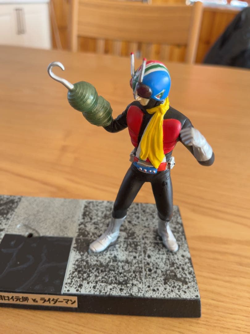 仮面ライダーv3 フィギュア 人生に玩具あり2式 【S.H.フィギュアーツ 仮面ライダーV3】