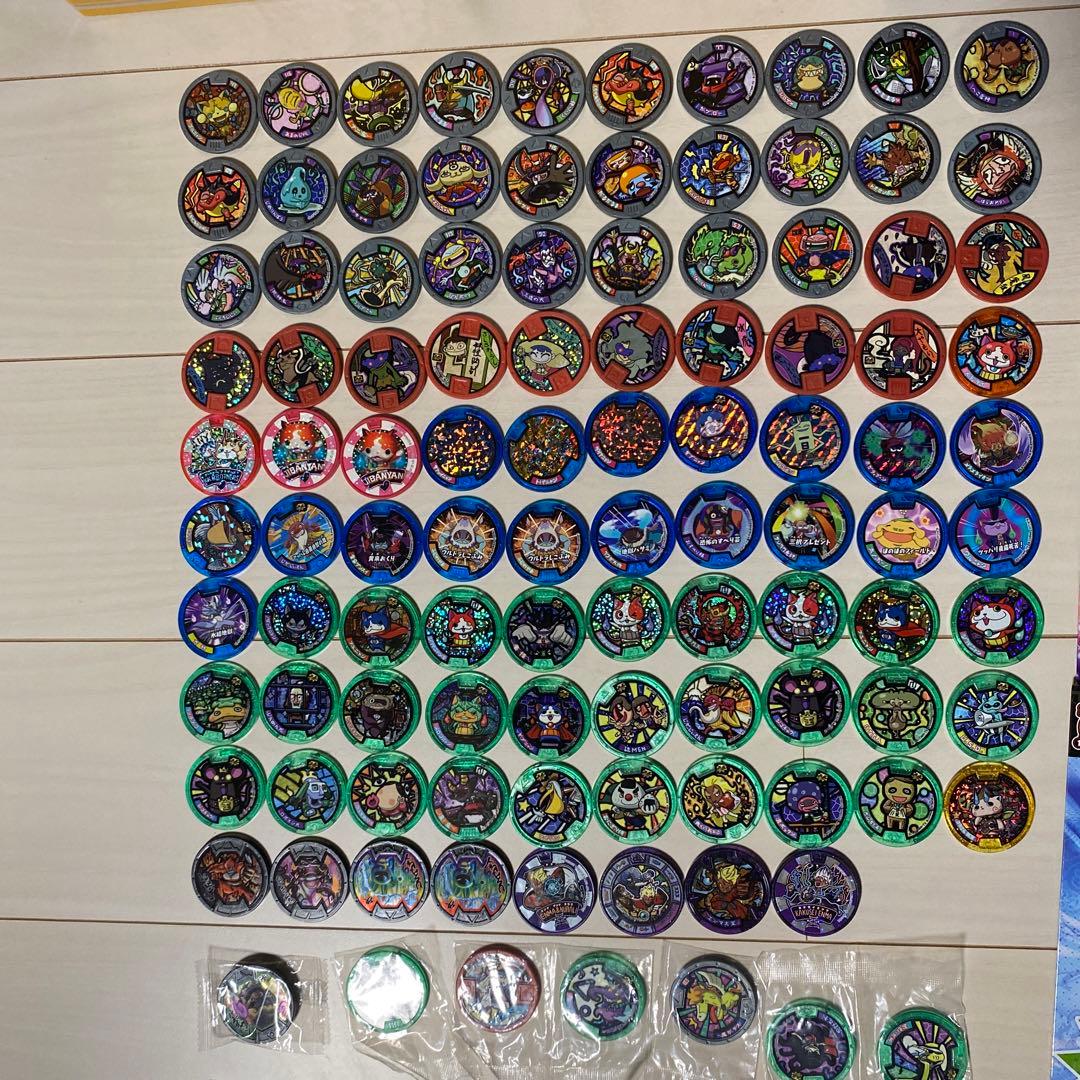 妖怪ウォッチ妖怪大辞典4冊、妖怪ウォッチ、妖怪ウォッチDX、メダル