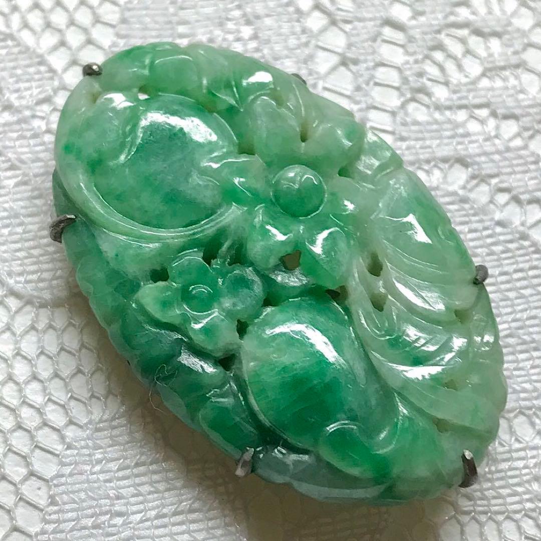 翡翠 帯留め アンティーク レトロ 彫刻 玉彫り ろうかん ルース ヒスイ