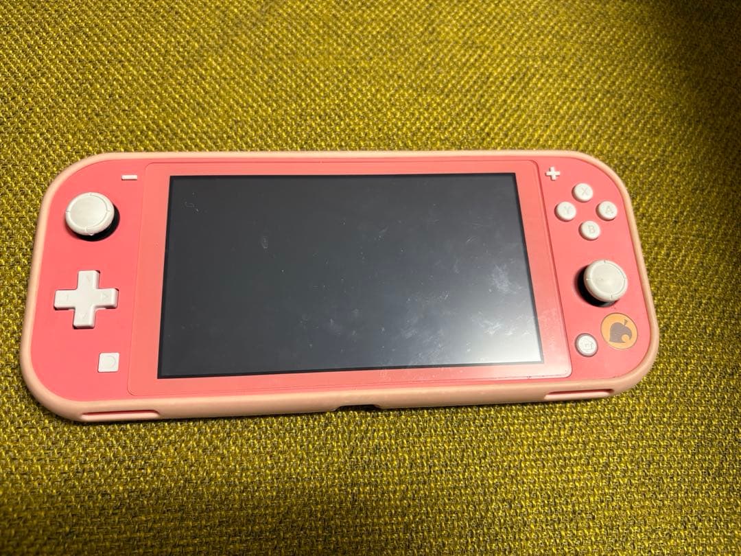 Switchライト　コーラル　ケース付き Switchライト ケース カバー付き コーラルピンク - メルカリ