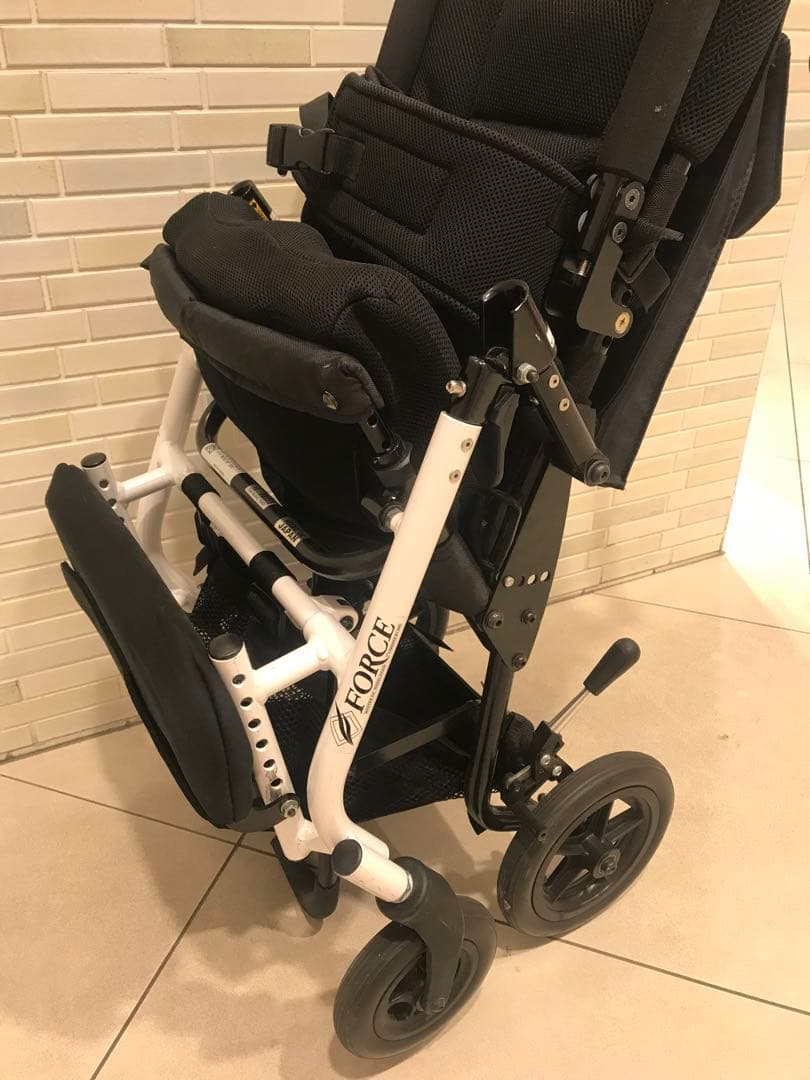 値下げ‼︎ 障害児用 バギータイプの車椅子 スキップR - メルカリ