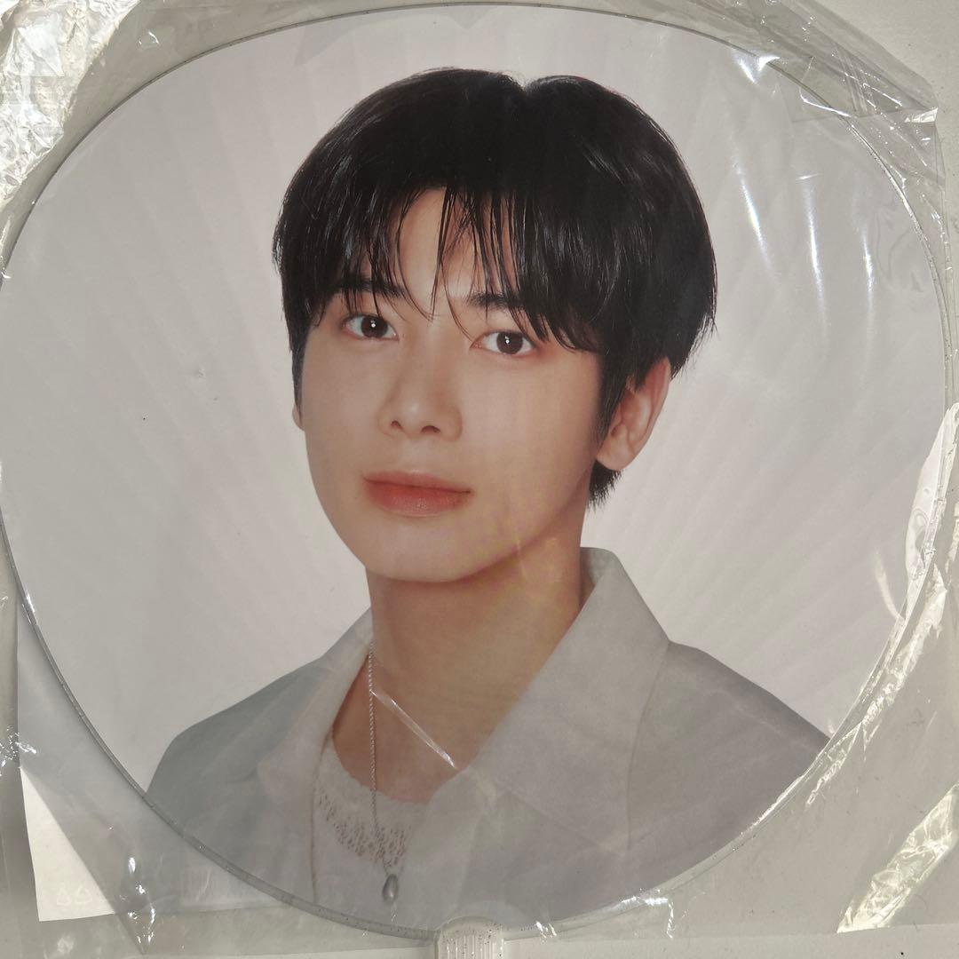 TXT テヒョン うちわ - メルカリ