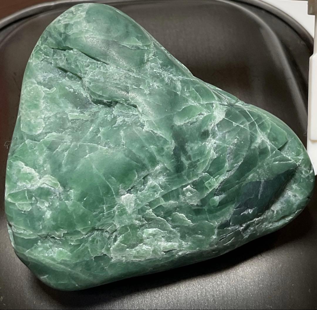 濃緑色　糸魚川翡翠173g ヒスイ　ひすい　オンファス輝石 濃緑色 糸魚川翡翠173g ヒスイ ひすい オンファス輝石 今日のヒスイと