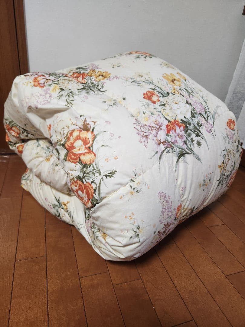 東京西川　Golden Night 花柄羽毛布団シングルロング 東京西川 Golden Night 花柄羽毛布団シングルロング 西川（nishikawa