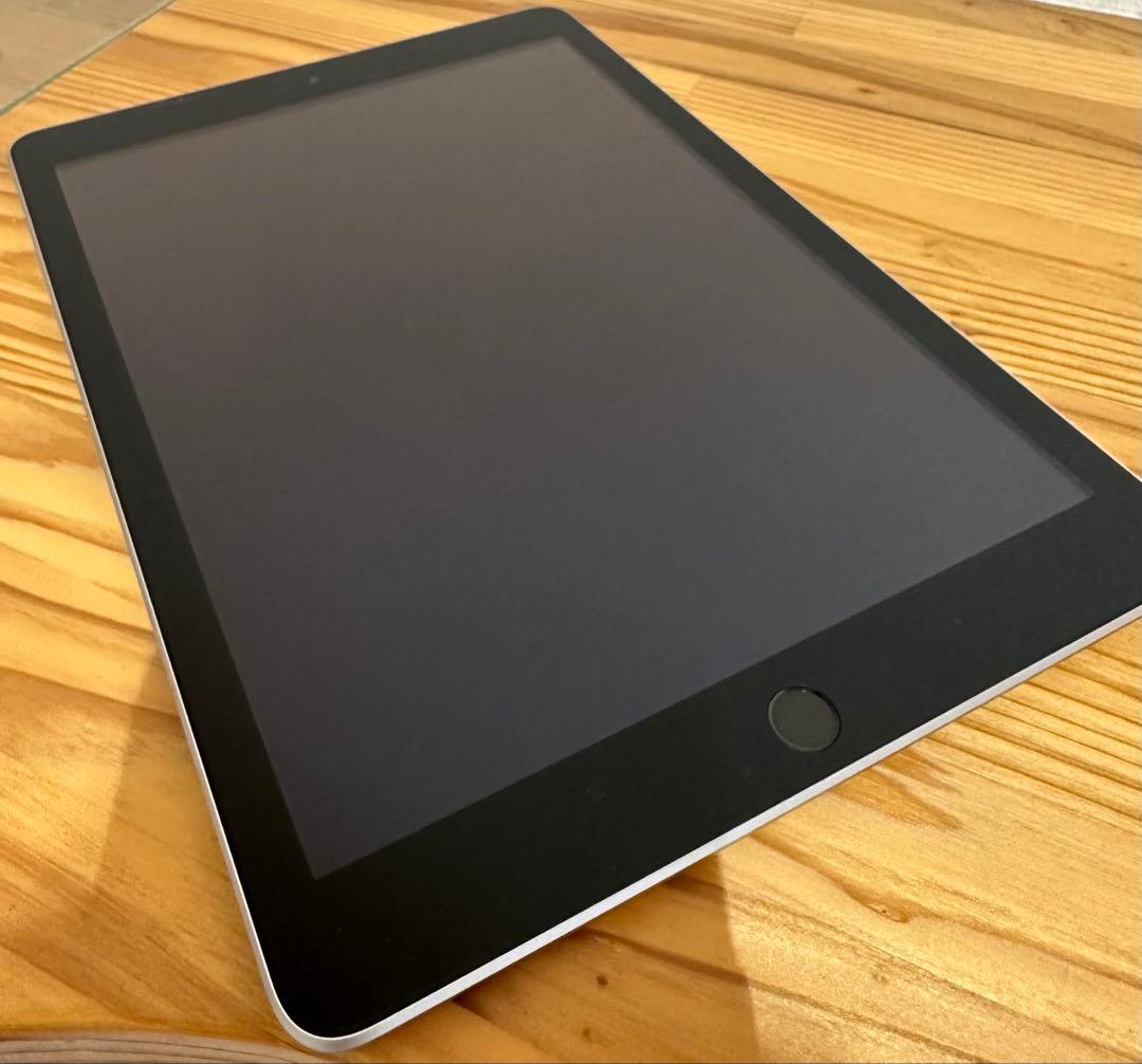 【第五世代】32gb Wi-Fiモデル iPadシルバー Apple iPad 第5世代 Wi-Fi 32GB 2017年春モデル 価格比較 - 価格.com