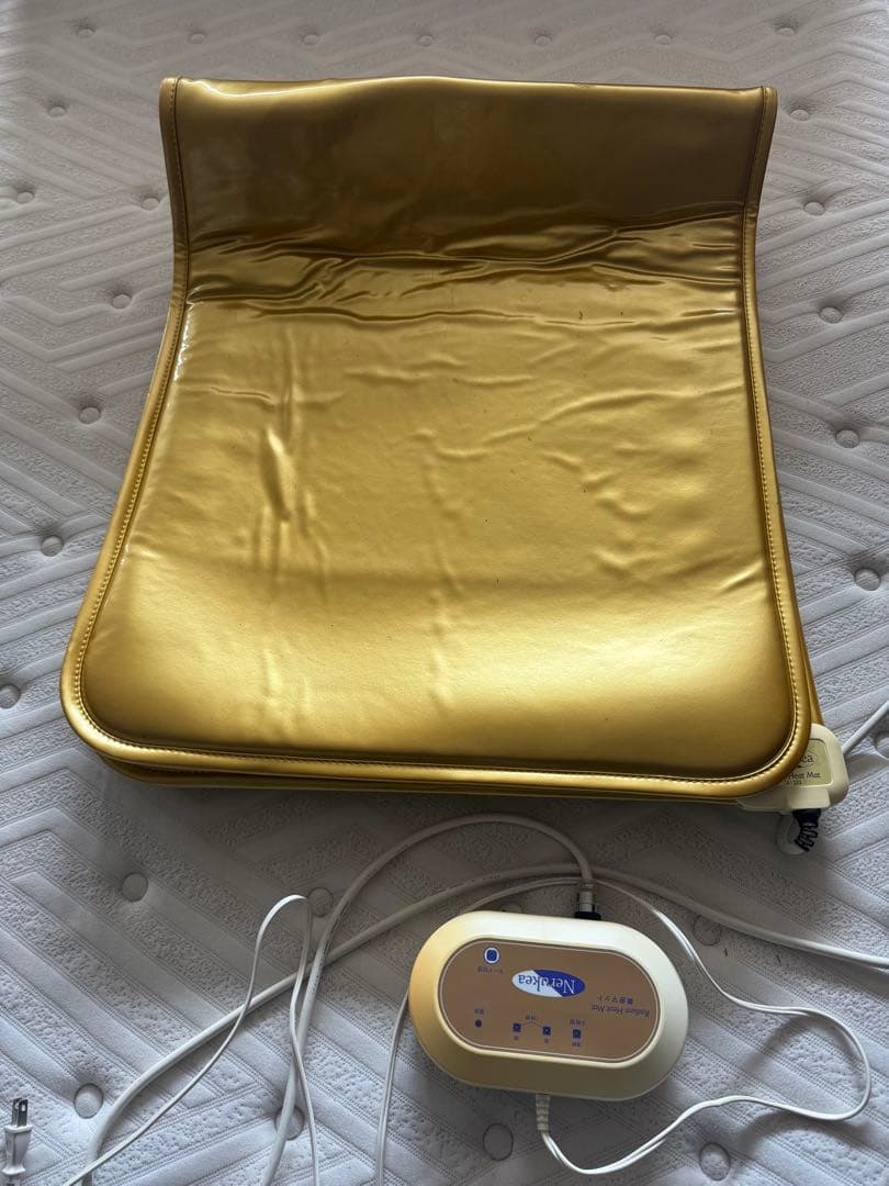 ⚫️ネルケア ラジウムヒートマット 温泉 岩盤浴 サウナ 温活 黄金