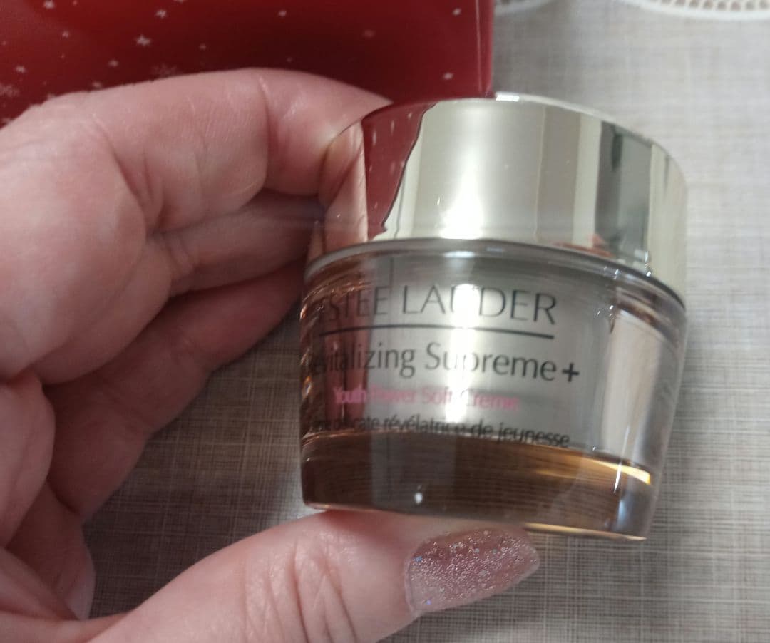 新品免税店エスティローダー シュープリームプラス YP クリーム2個