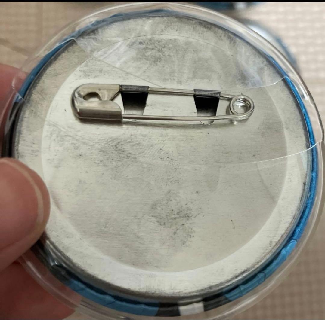 AMPTAK×COLORS ちぐさくん2nd等身缶バ35個セット - メルカリ