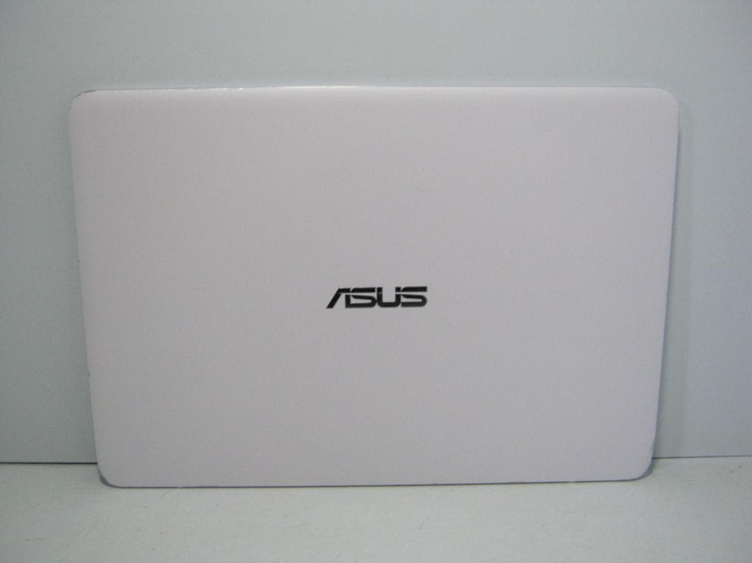 ASUS UX305FA SSD256 MEM8 Win11動作 ホワイト ASUS UX305FA SSD256