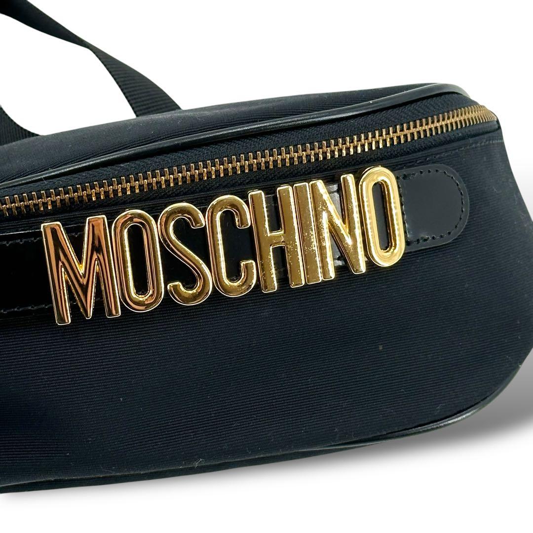 希少 未使用級 モスキーノ ビックロゴ ウエストバッグ ボディバッグ G