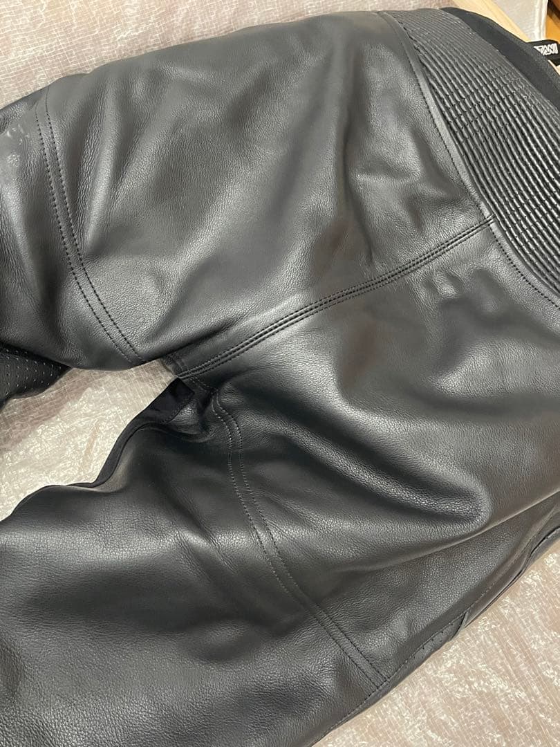 クシタニ K-1077M グルーヴメッシュパンツ M レザーパンツ - メルカリ