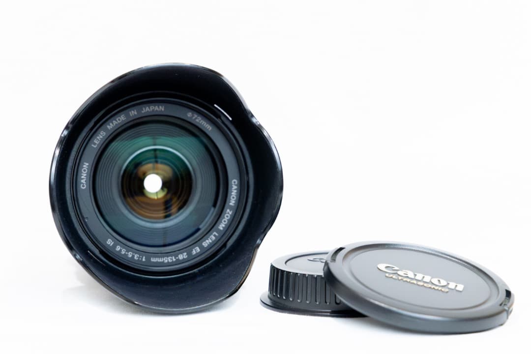 EF 28-135mm f/3.5-5.6 IS USM UVフィルター付き